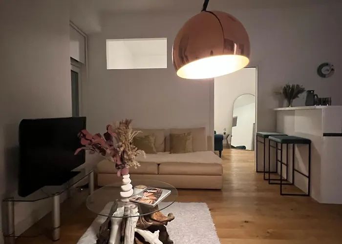 דירה Moderne & Ruhige In - *